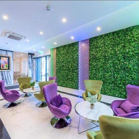 Hotel Business Bay Das Ehemalige Staycation Hotel Sindelfingen Dış mekan fotoğraf