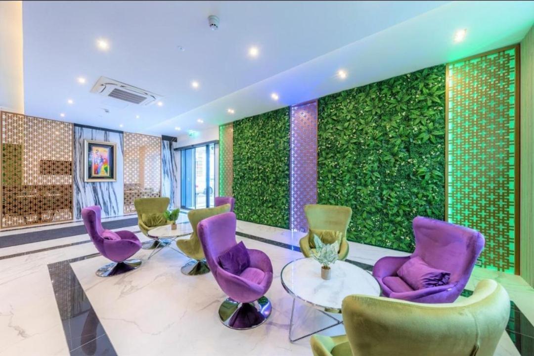 Hotel Business Bay Das Ehemalige Staycation Hotel Sindelfingen Dış mekan fotoğraf