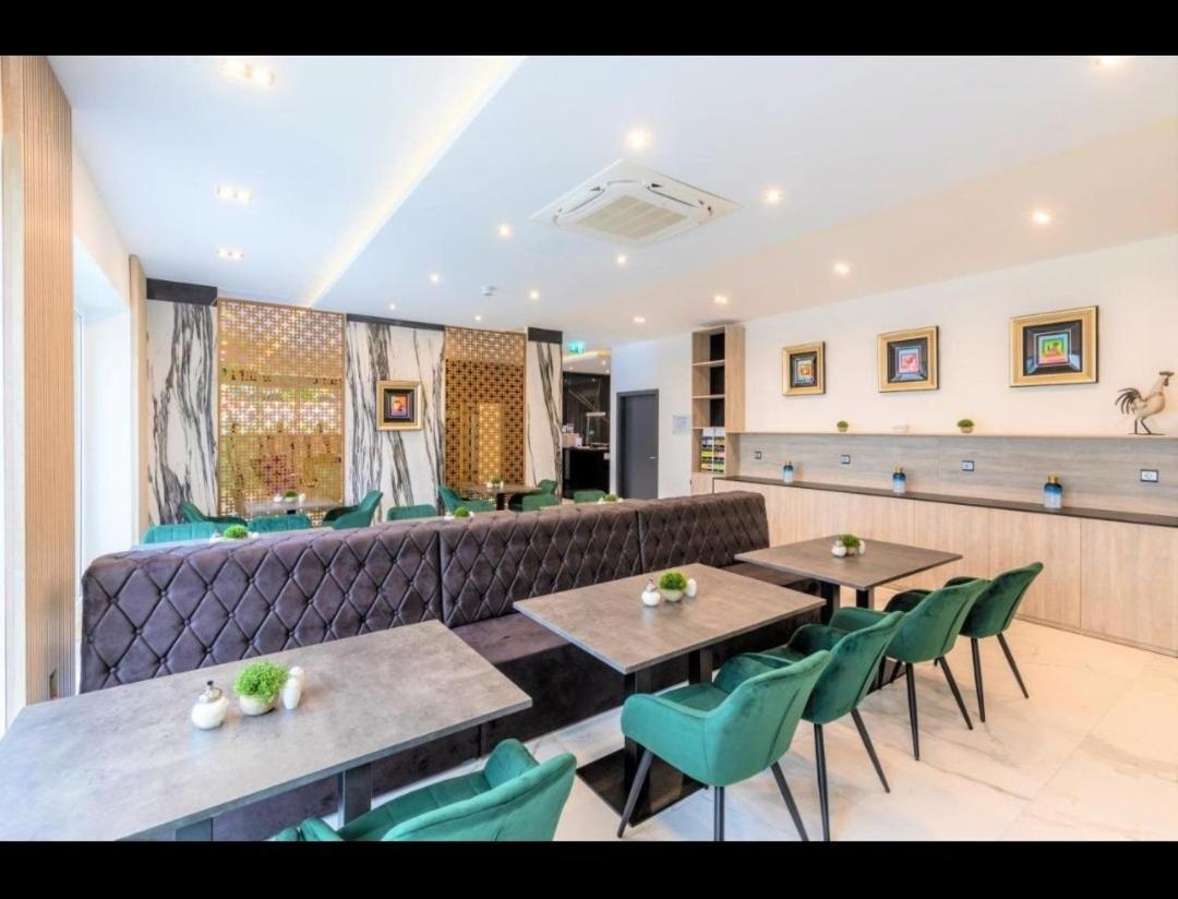 Hotel Business Bay Das Ehemalige Staycation Hotel Sindelfingen Dış mekan fotoğraf